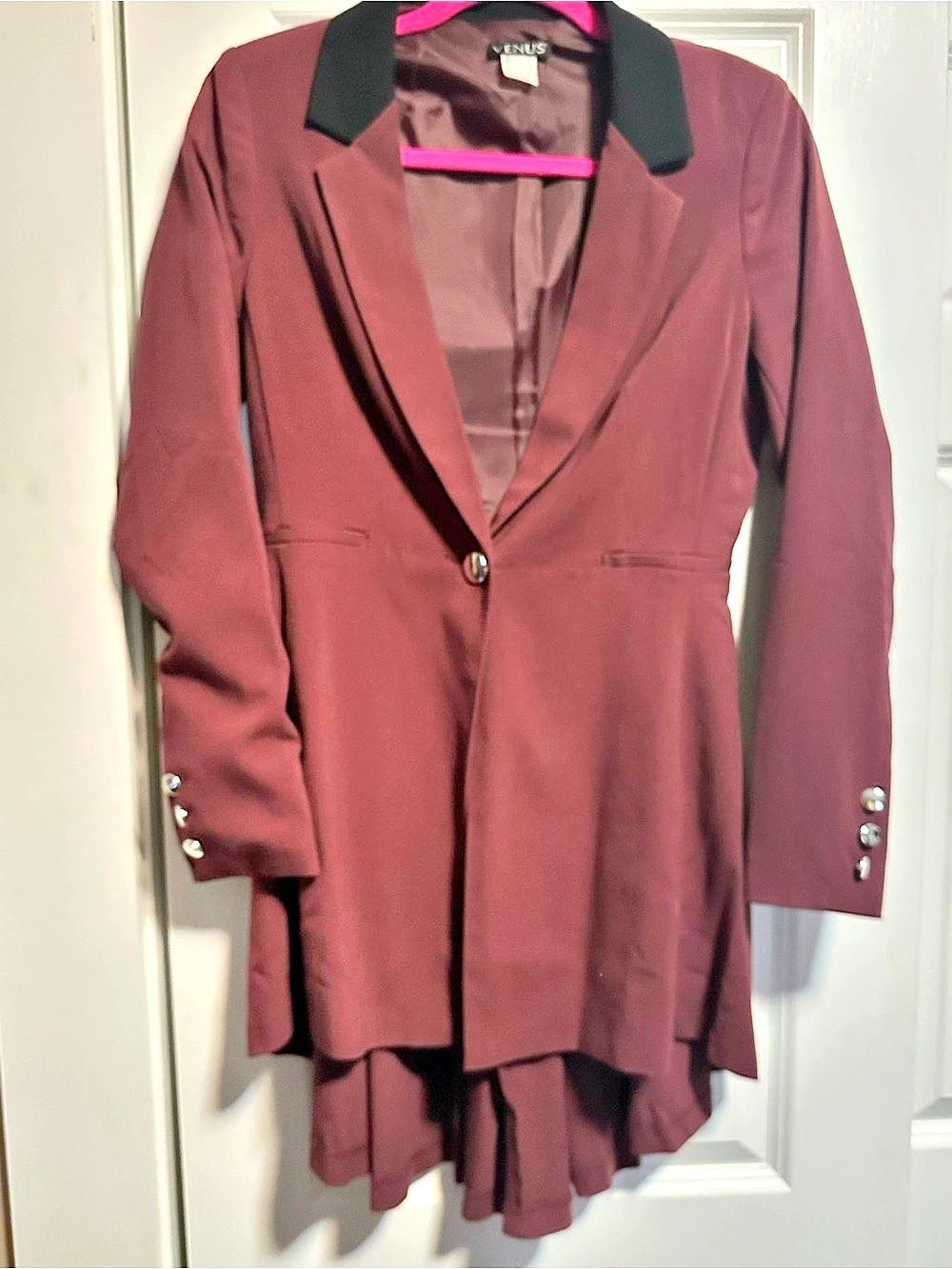 Venus Women's Blazer in Purple Size 6 Like New